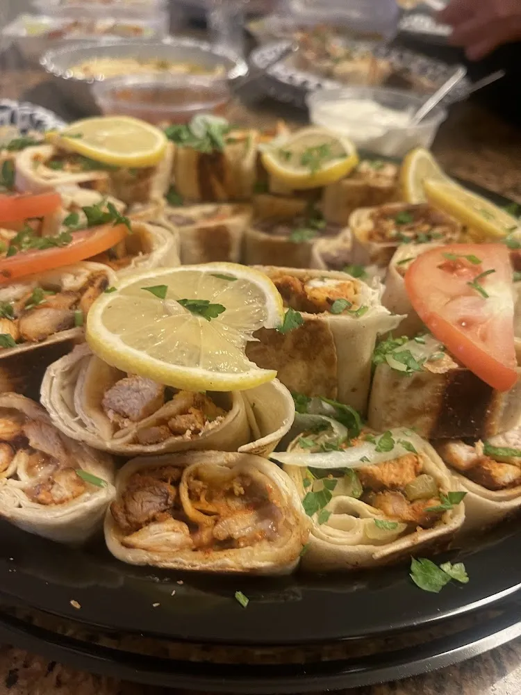 Hummus Shawerma Platter